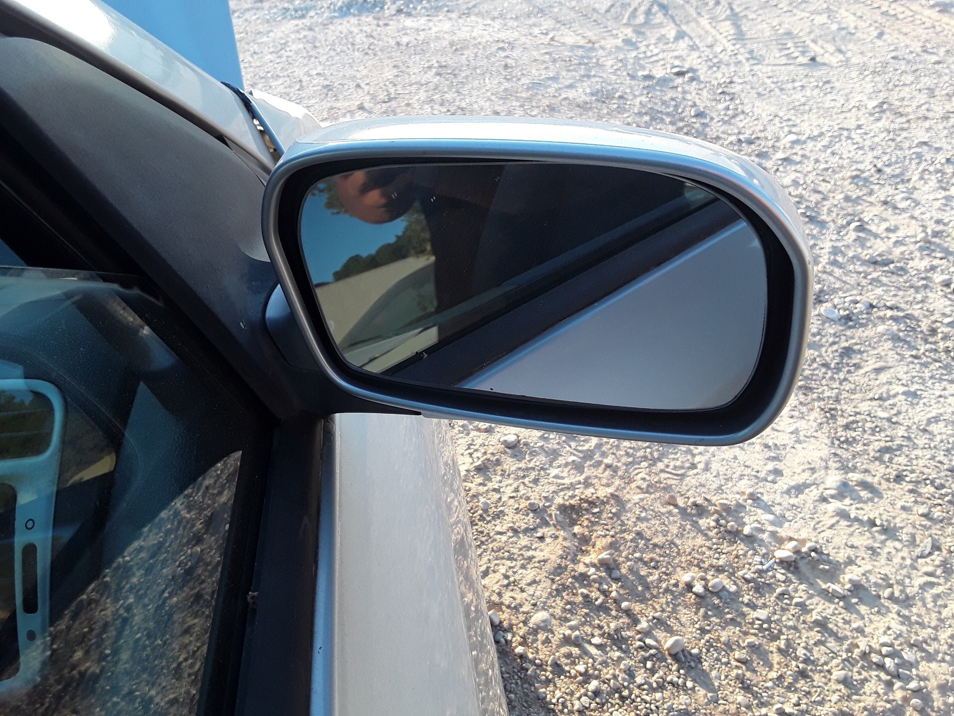 Retrovisor derecho