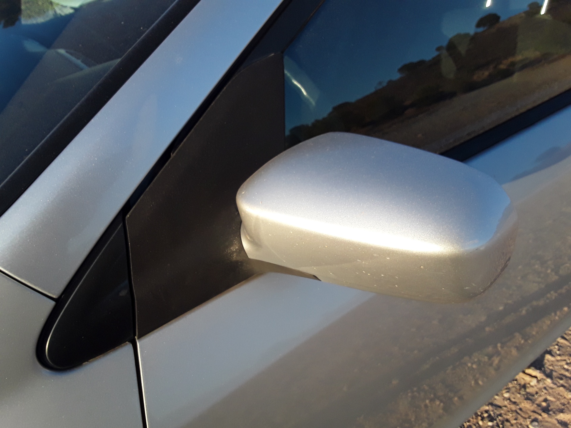 Retrovisor izquierdo