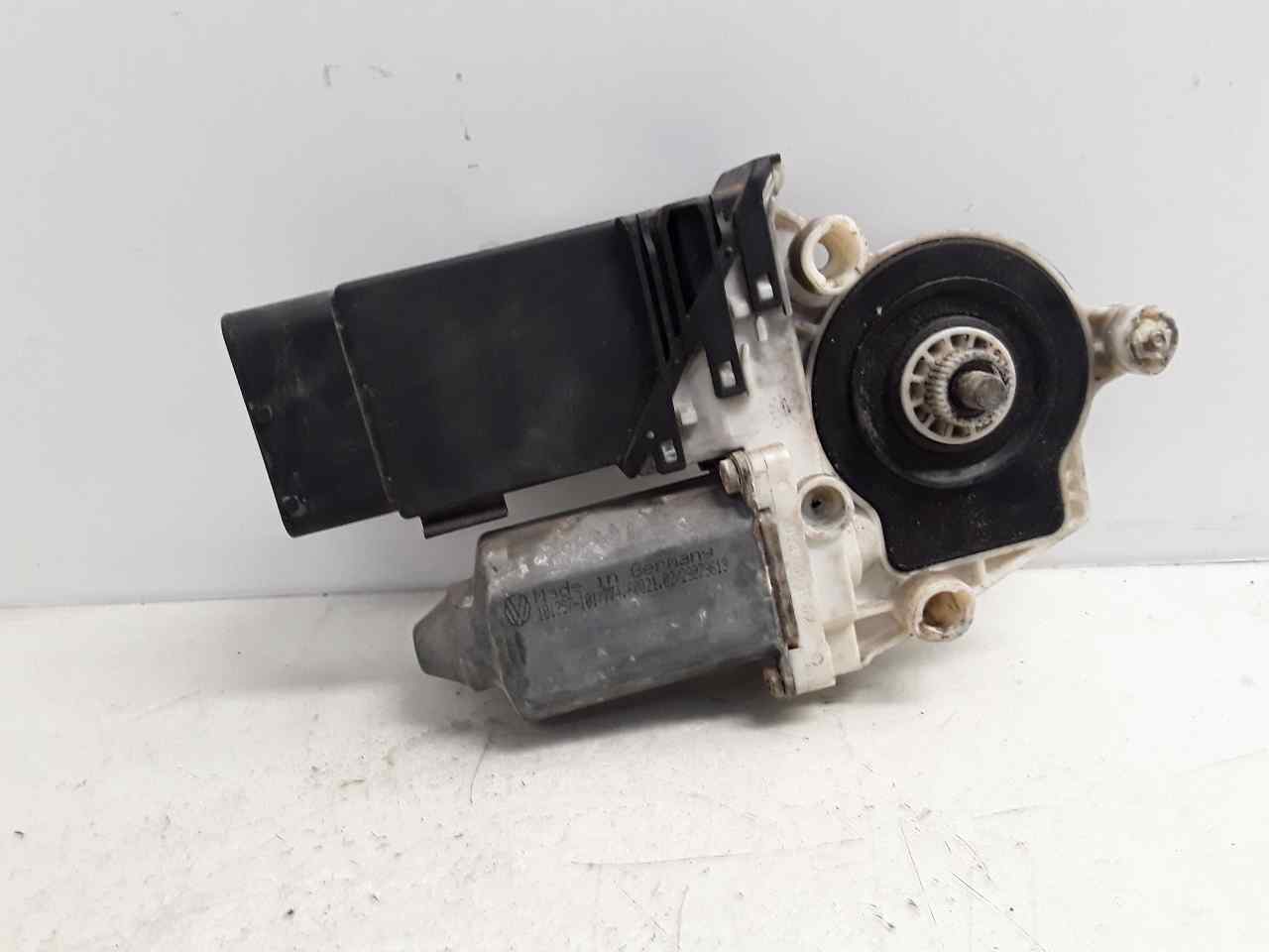 Motor elevalunas delantero izquierdo