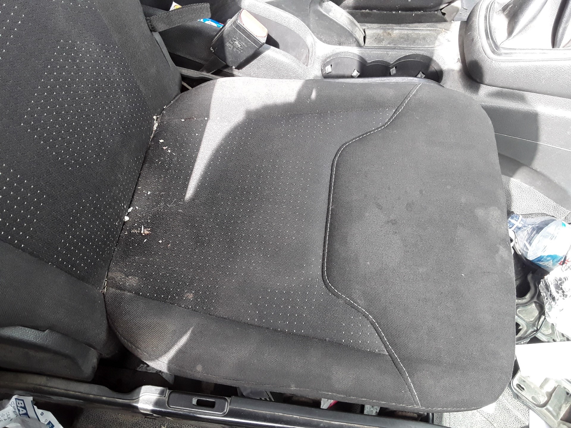 Asiento delantero derecho, foto 1 de 2