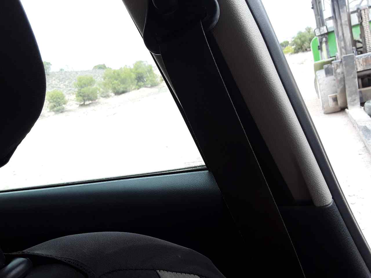 Cinturon seguridad delantero izquierdo