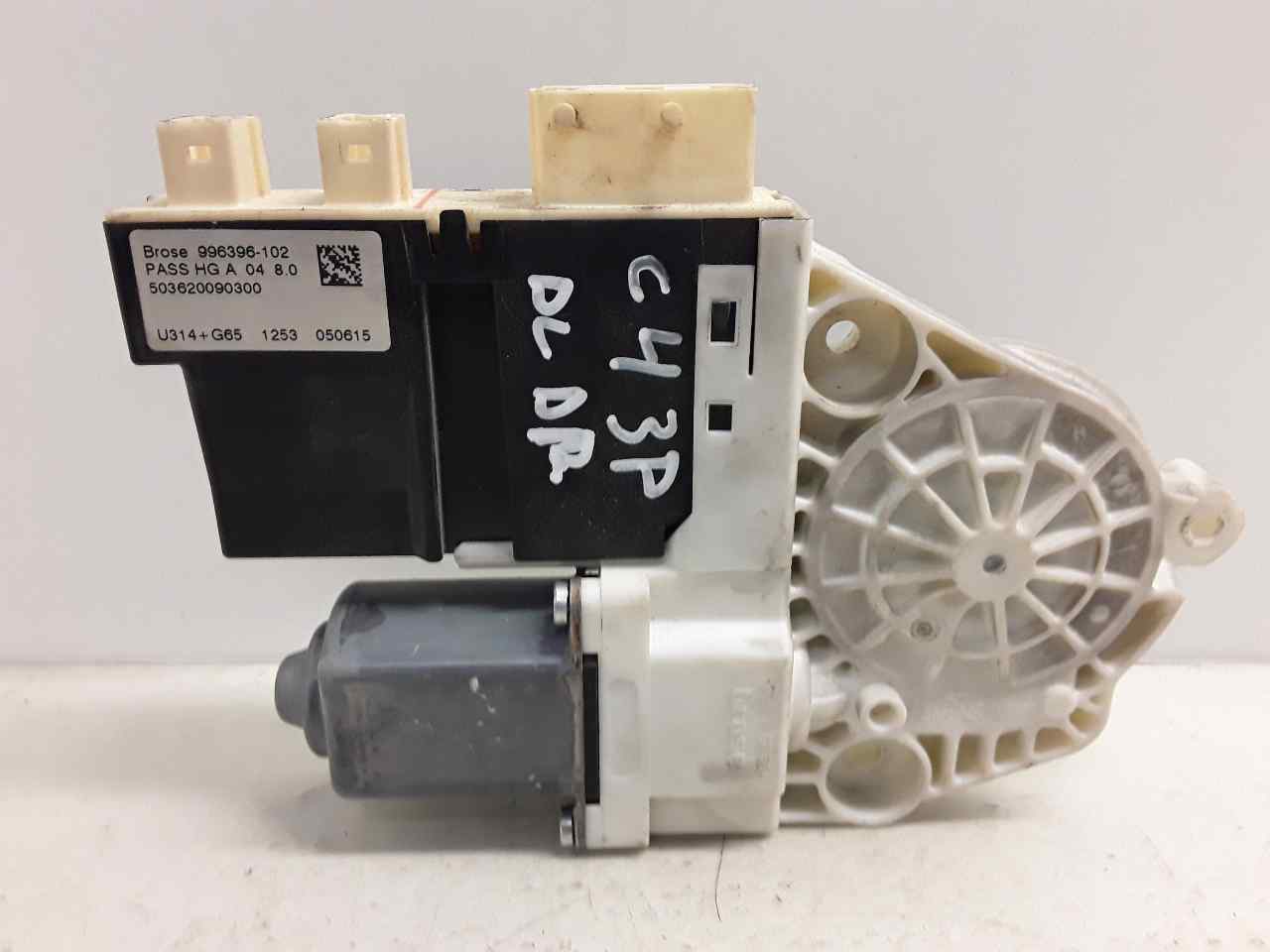 Motor elevalunas delantero derecho