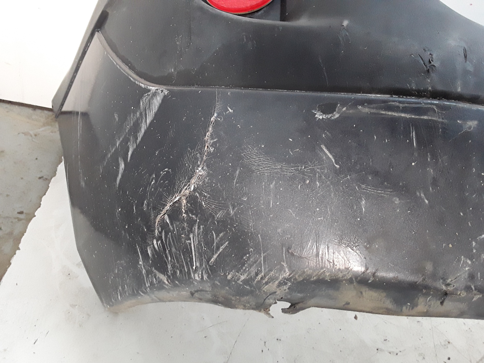Paragolpes trasero