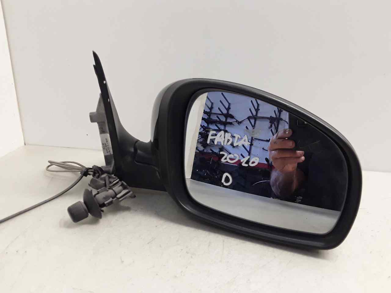Retrovisor derecho