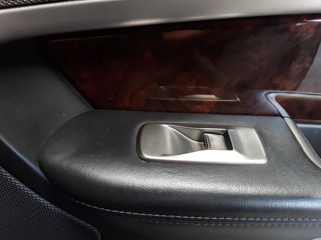 Mando elevalunas delantero derecho, foto 1 de 4