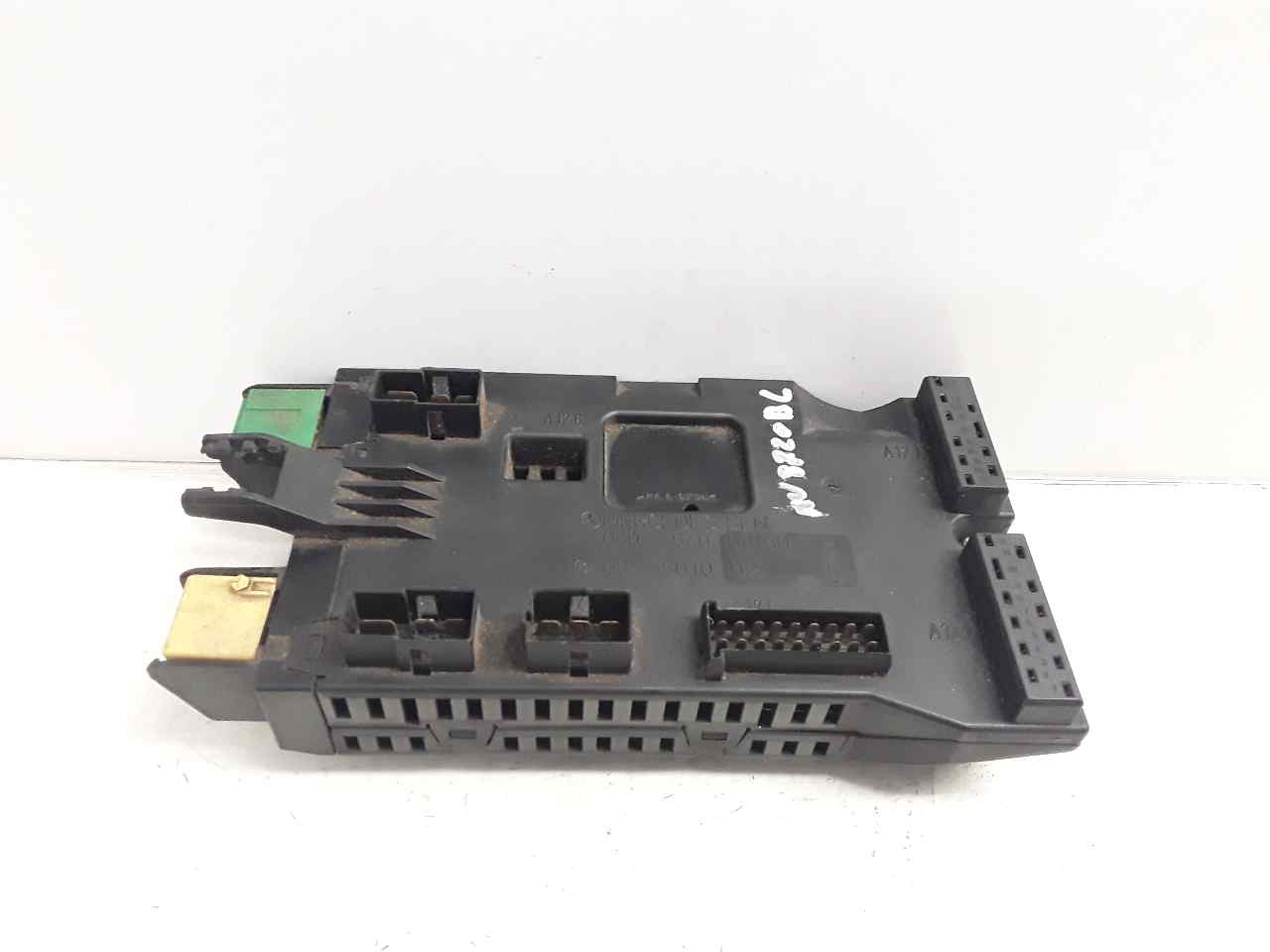 Caja reles / fusibles
