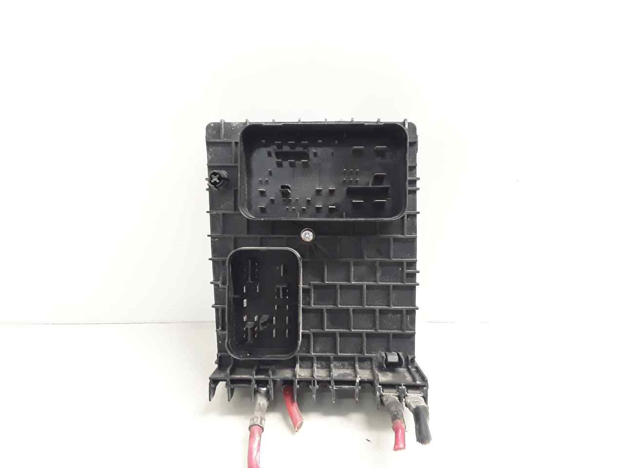 Caja reles / fusibles