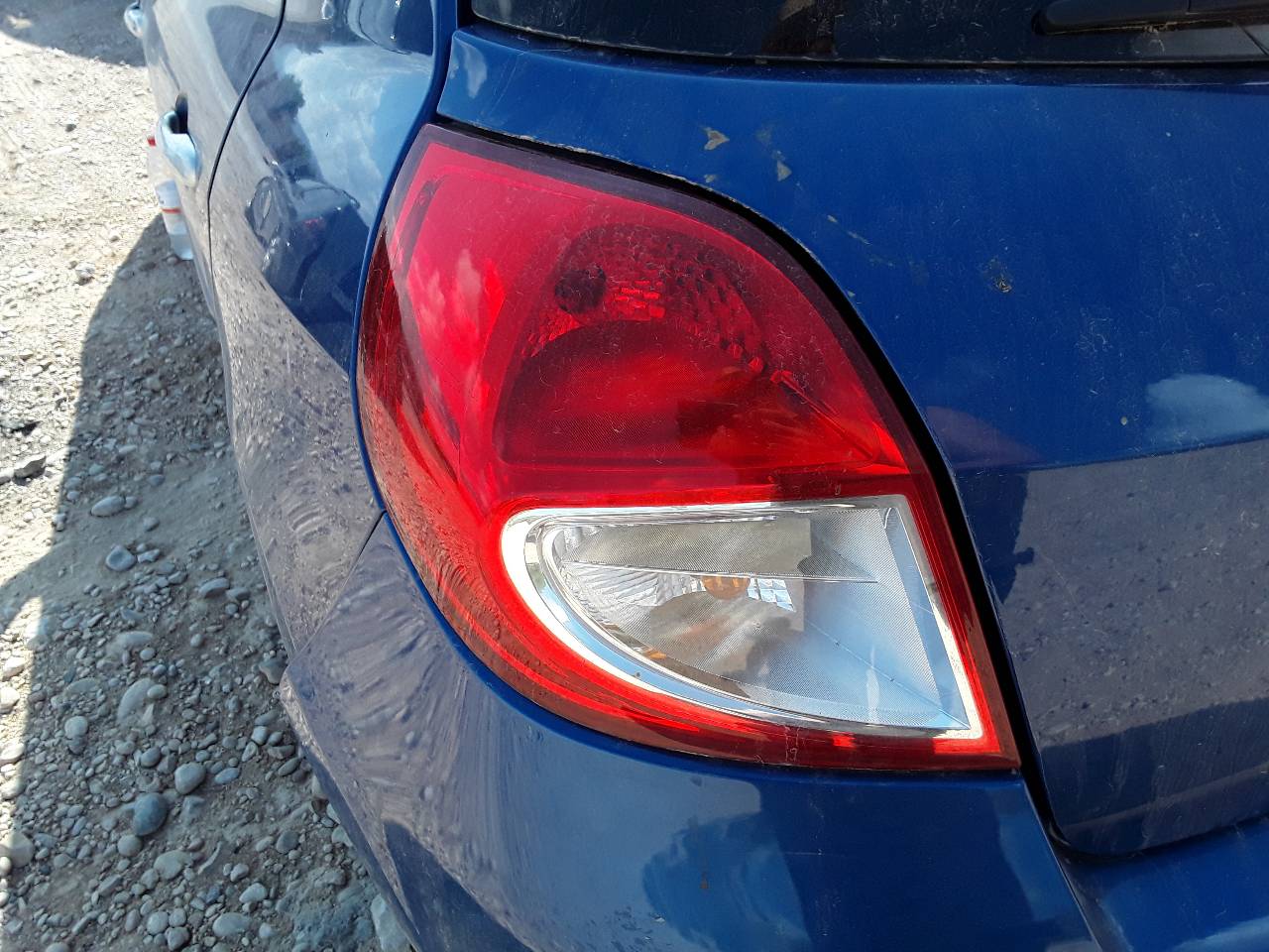 Piloto trasero izquierdo