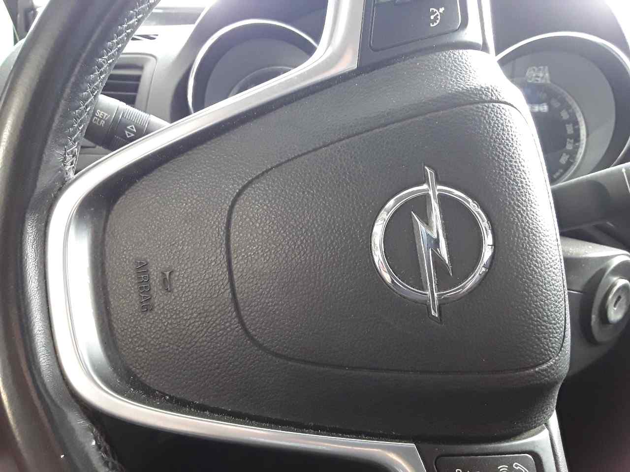 Front left airbag, photo 1 of 1