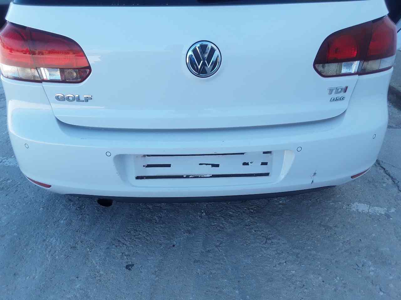 Paragolpes trasero, foto 1 de 3