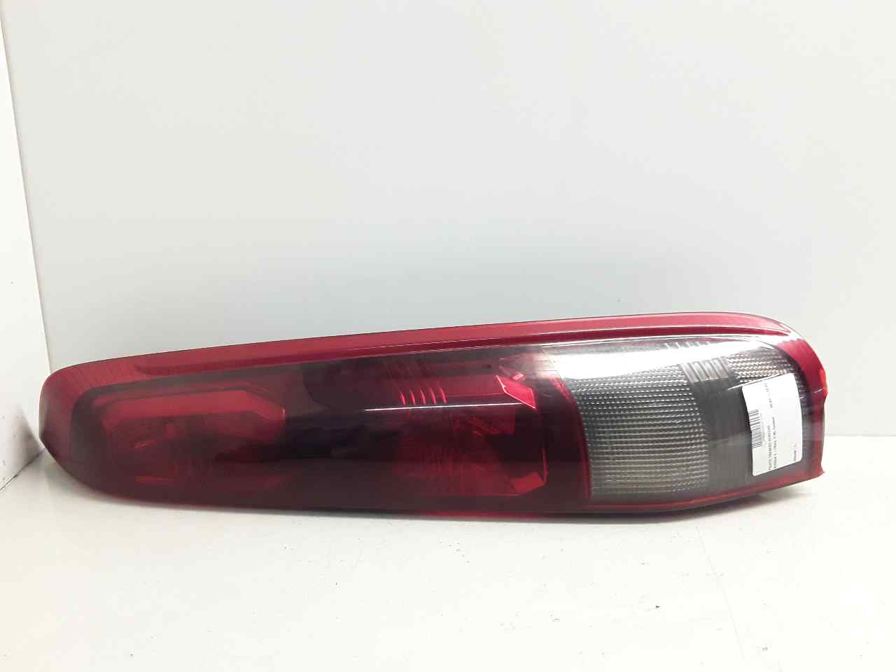 Right rear light, photo 1 of 3