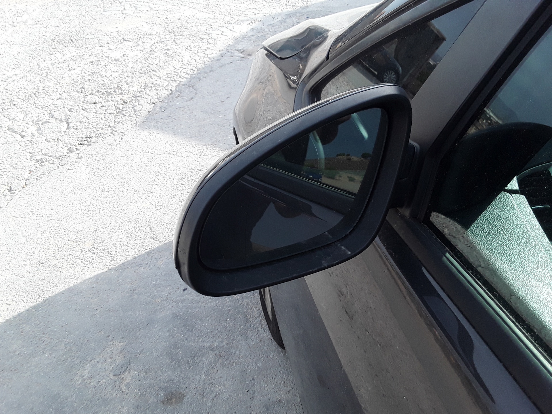Retrovisor esquerdo, foto 1 de 7