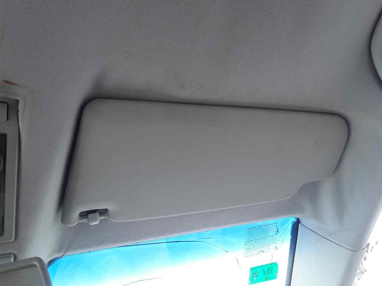 Right sun visor, photo 1 of 2