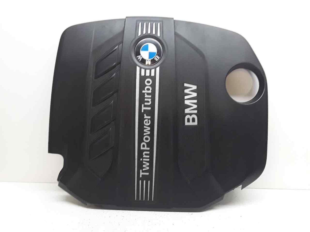 Tapa motor, foto 1 de 2