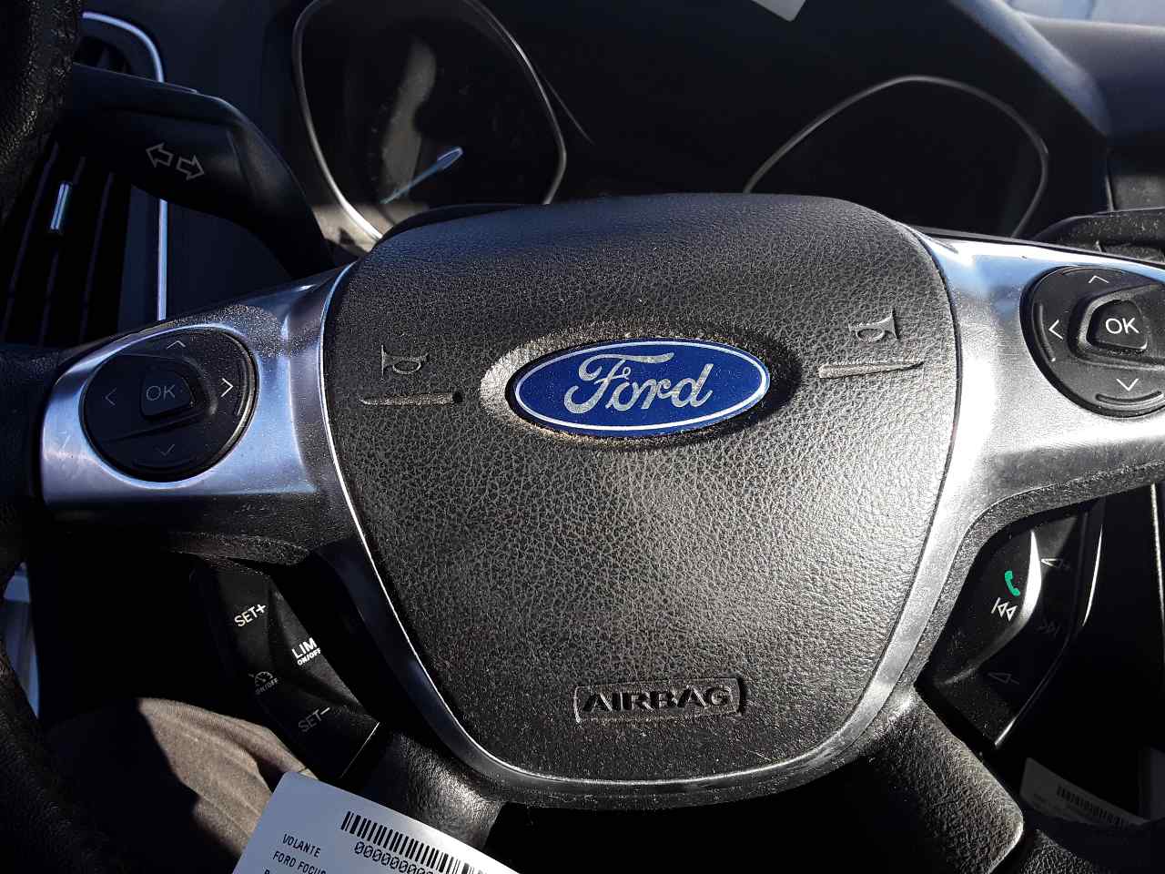 Front left airbag, photo 1 of 1