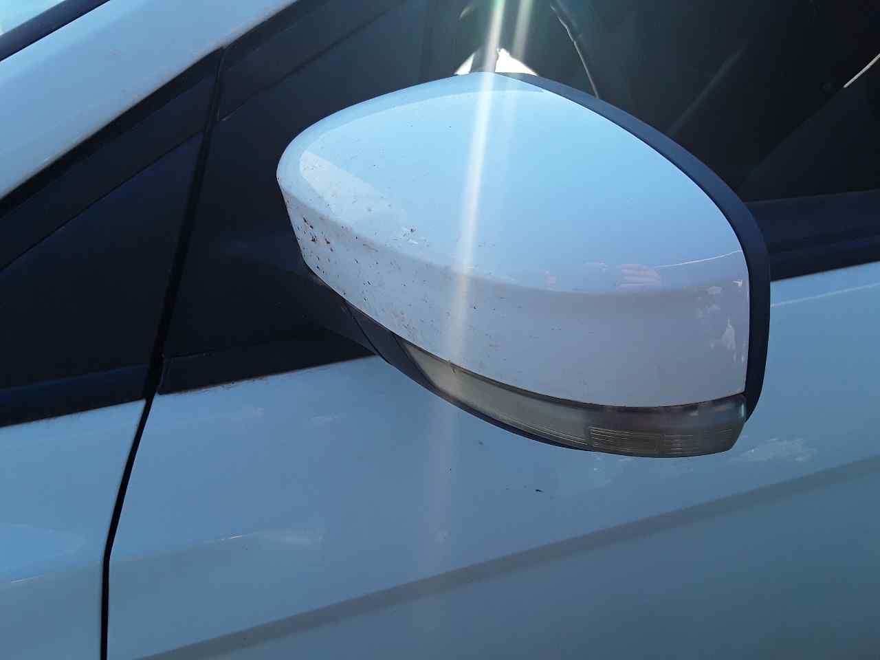 Retrovisor izquierdo