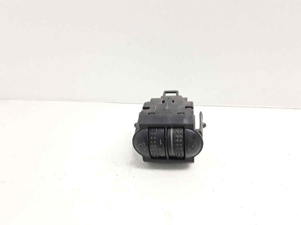 Mando regulacion faros