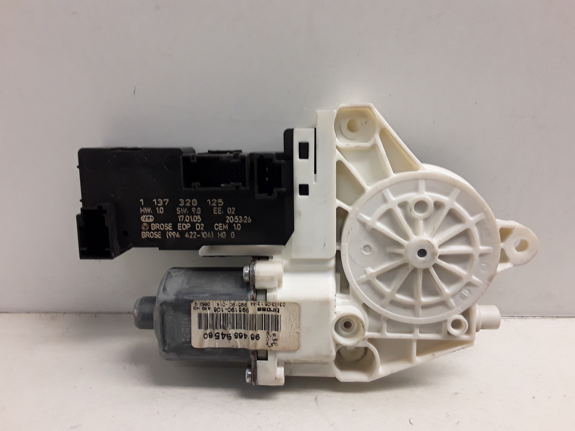 Motor elevalunas delantero izquierdo