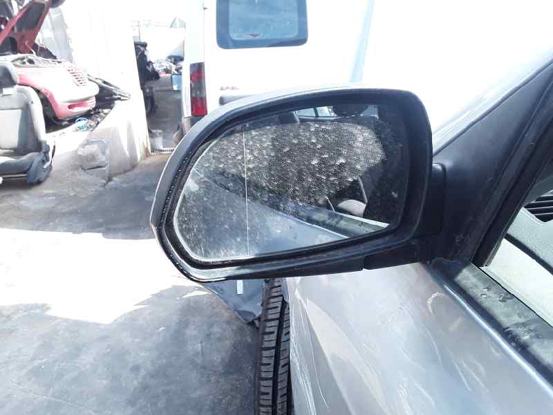 Retrovisor izquierdo