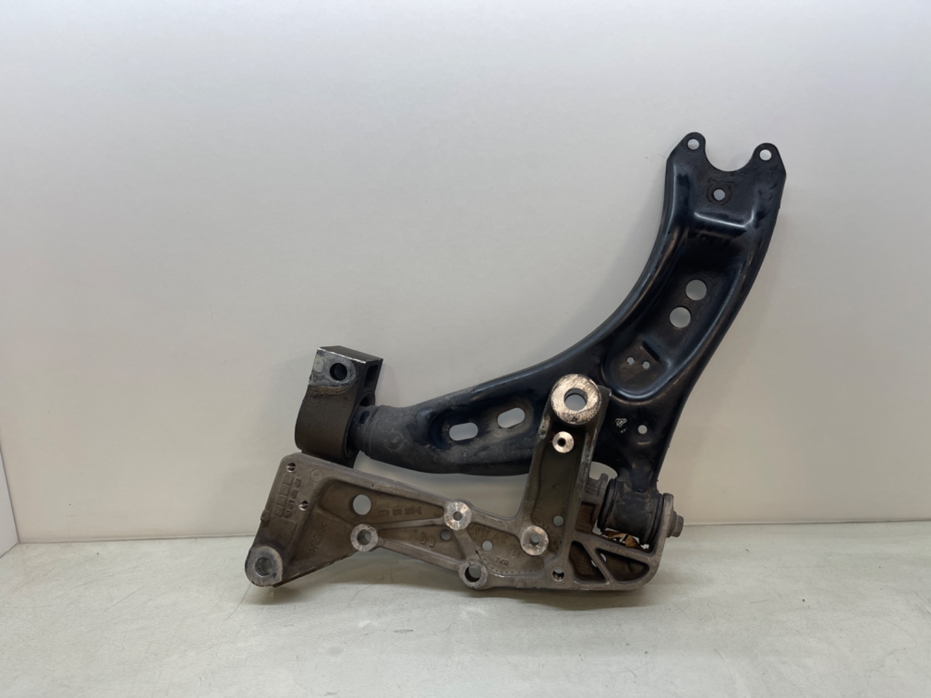 Brazo suspension delantero izquierdo, foto 1 de 4