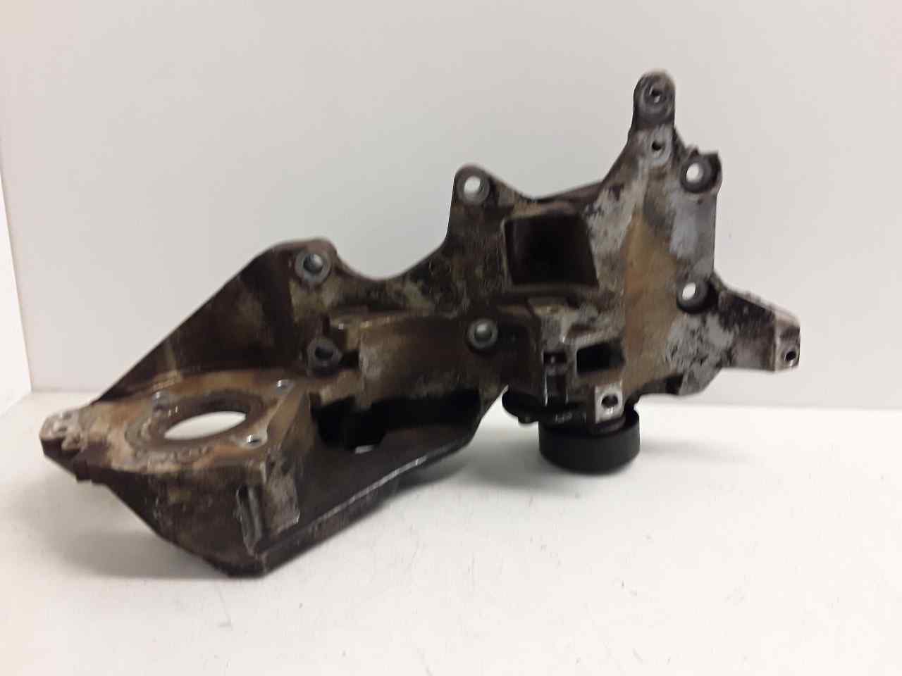 Soporte alternador