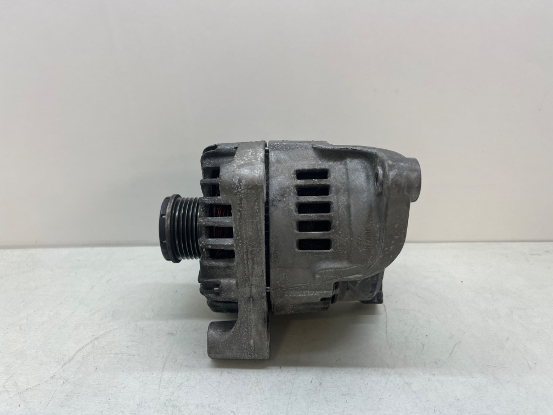Alternador, foto 1 de 5