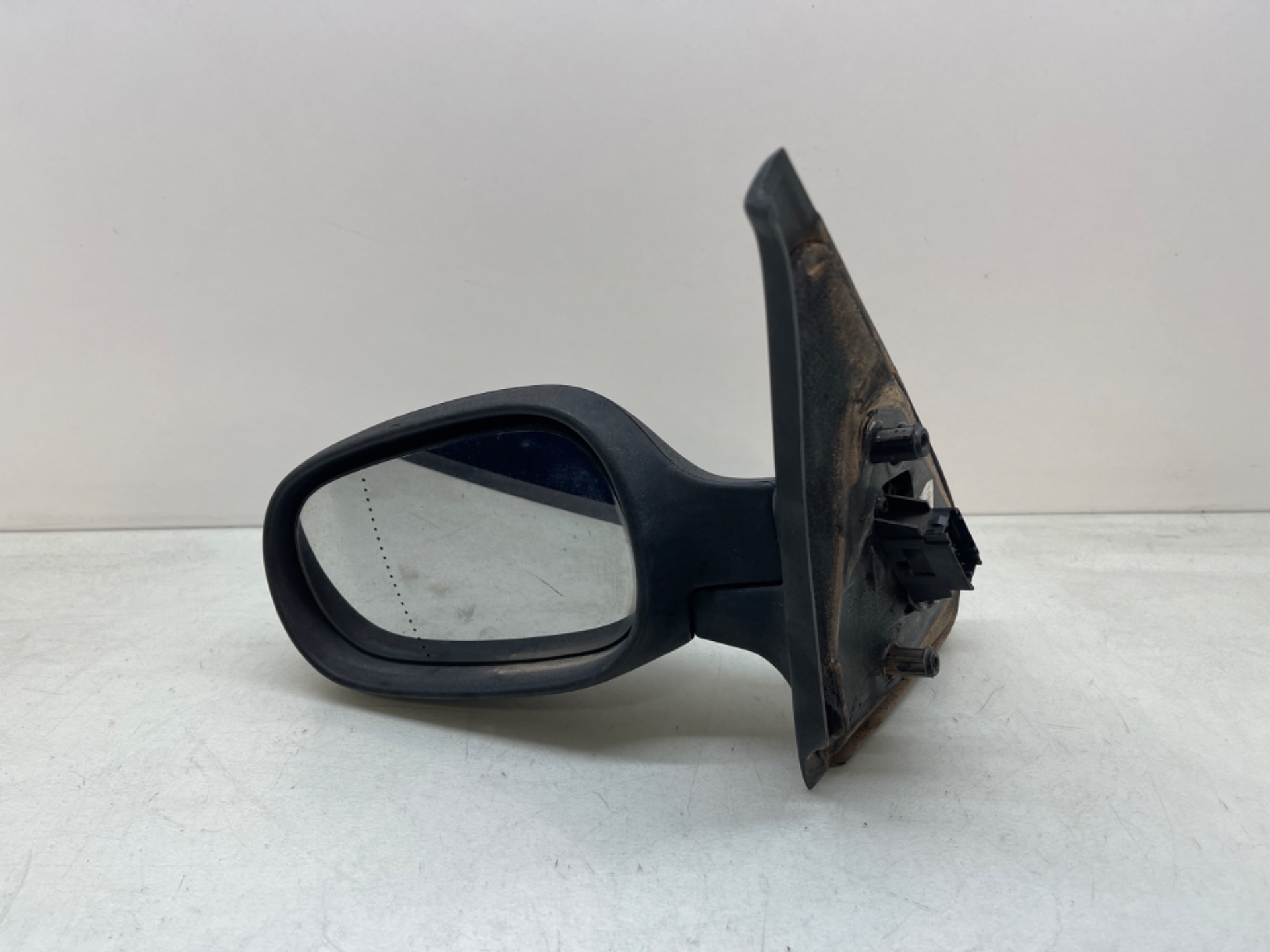 Retrovisor izquierdo