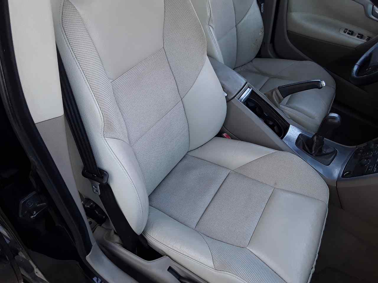Asiento delantero derecho