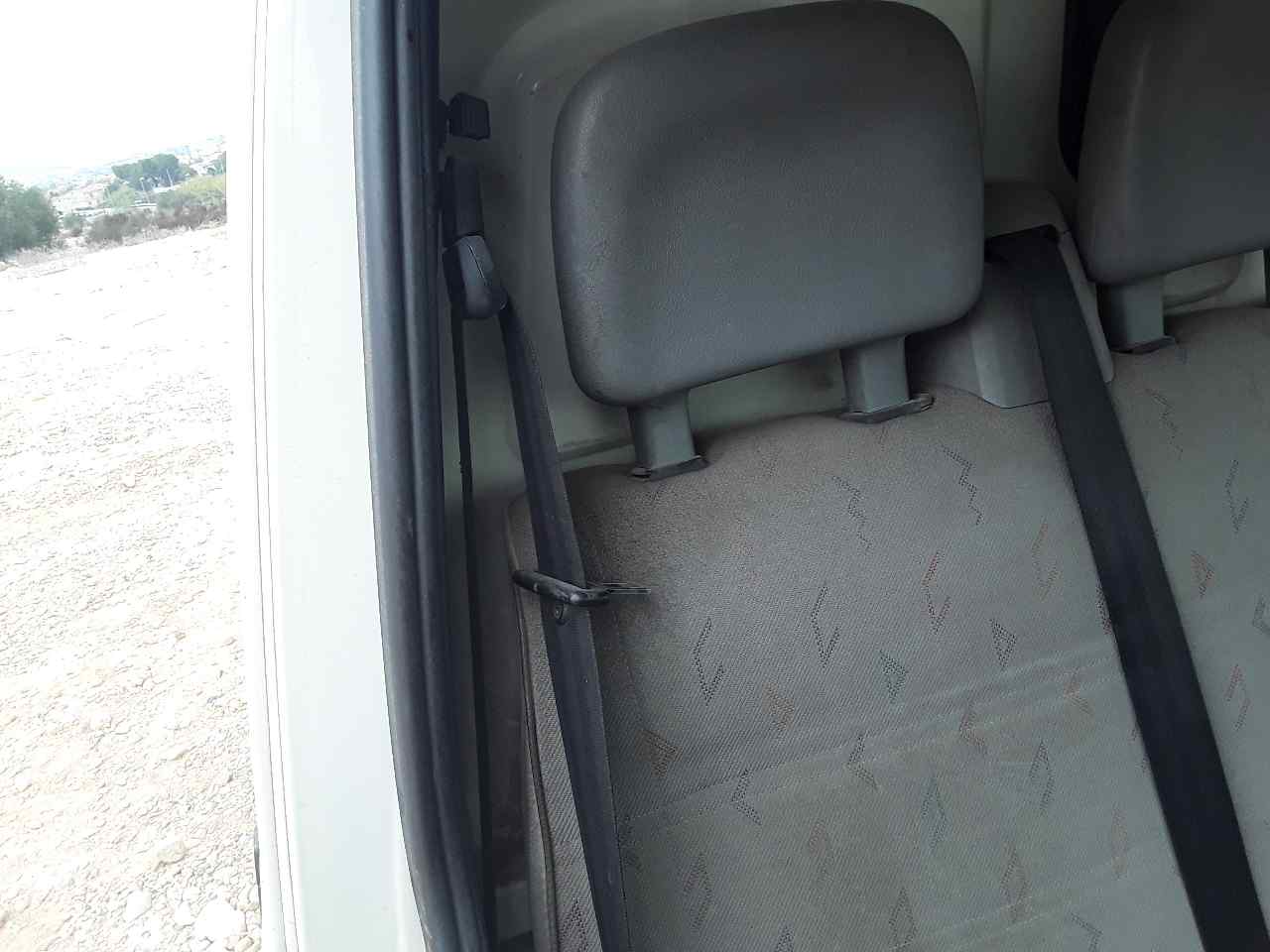 Cinturon seguridad delantero derecho