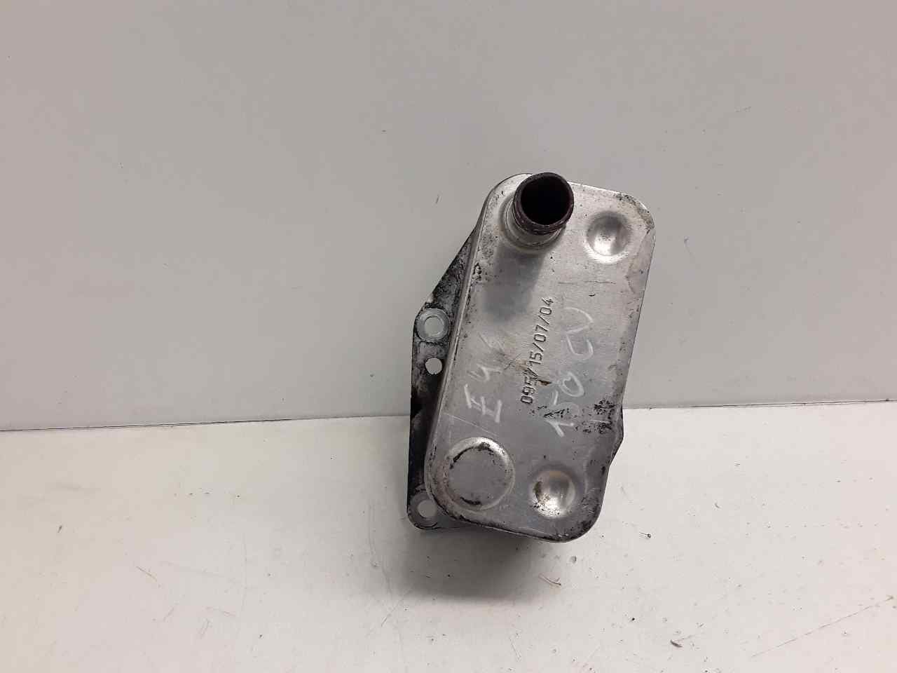 Arrefecedor de óleo do motor, foto 1 de 3