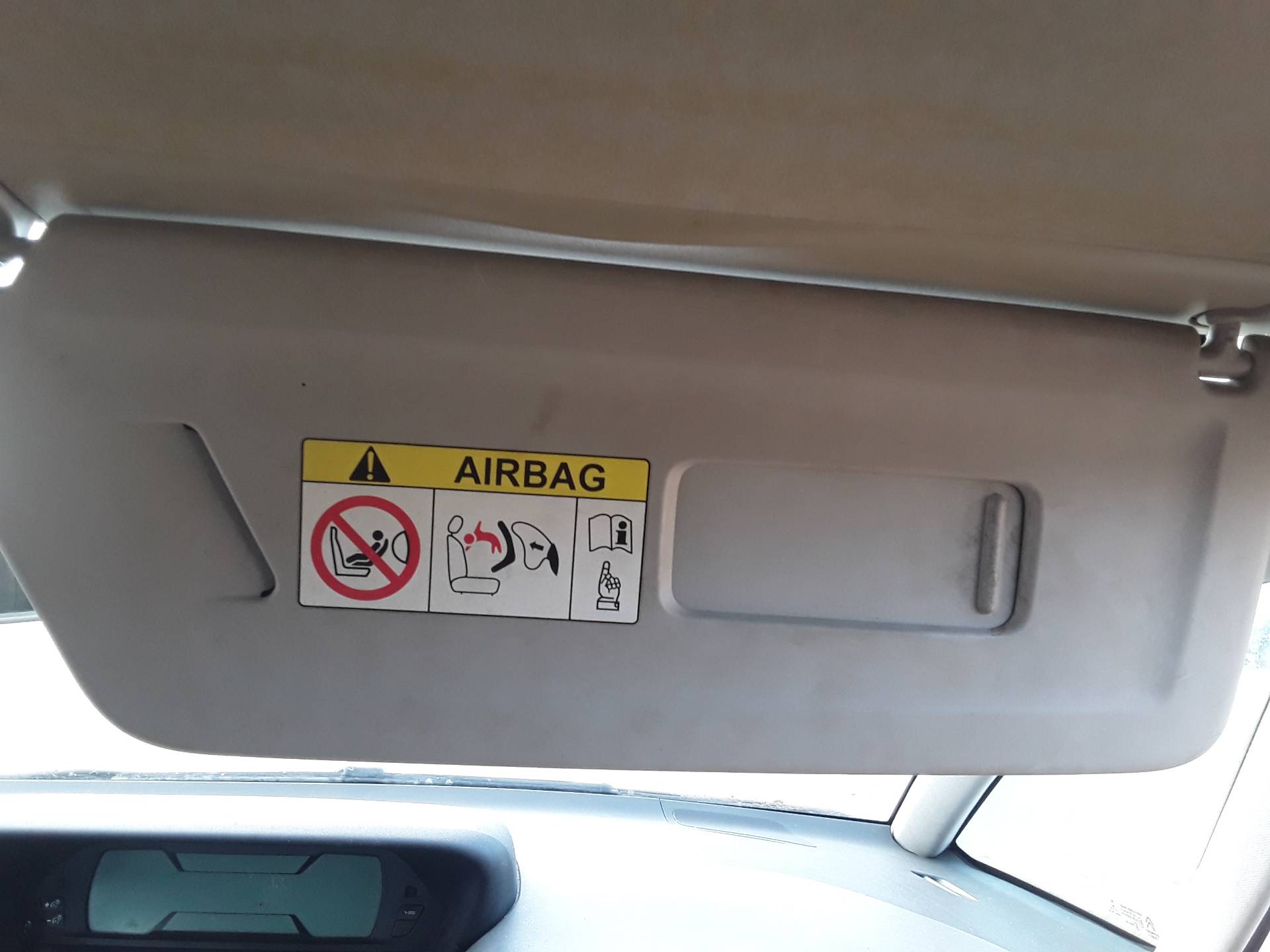 Right sun visor, photo 1 of 1