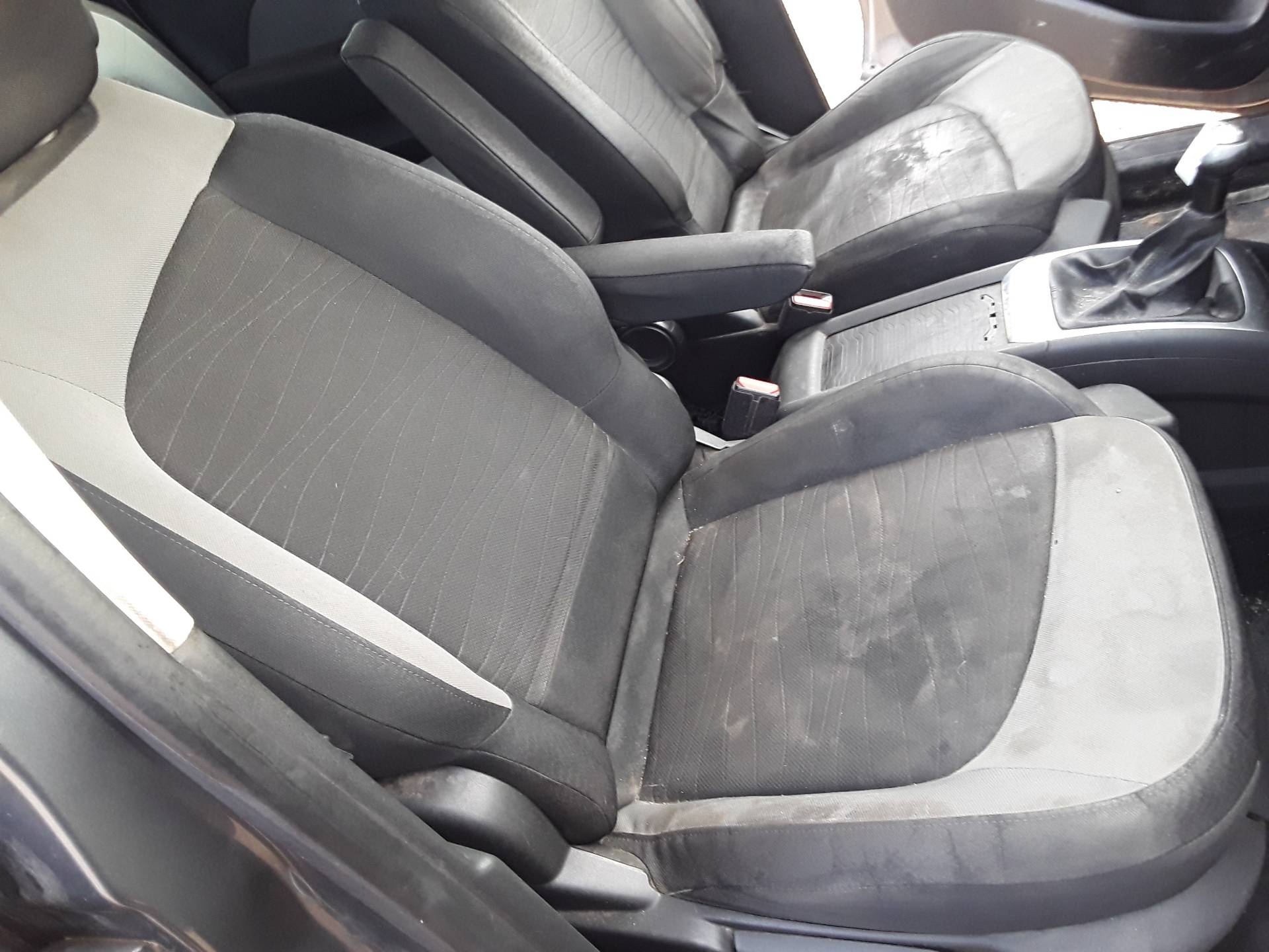 Asiento delantero derecho, foto 1 de 1