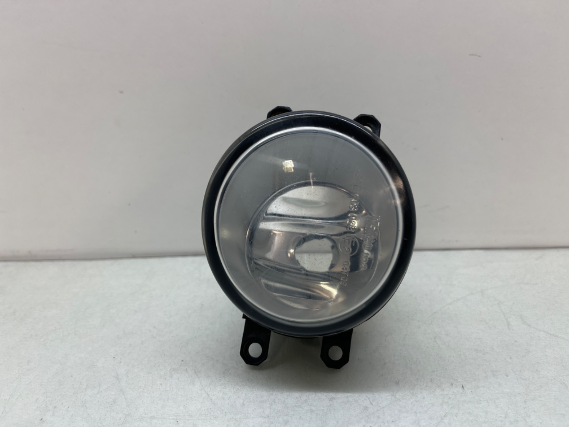 Faro antiniebla izquierdo