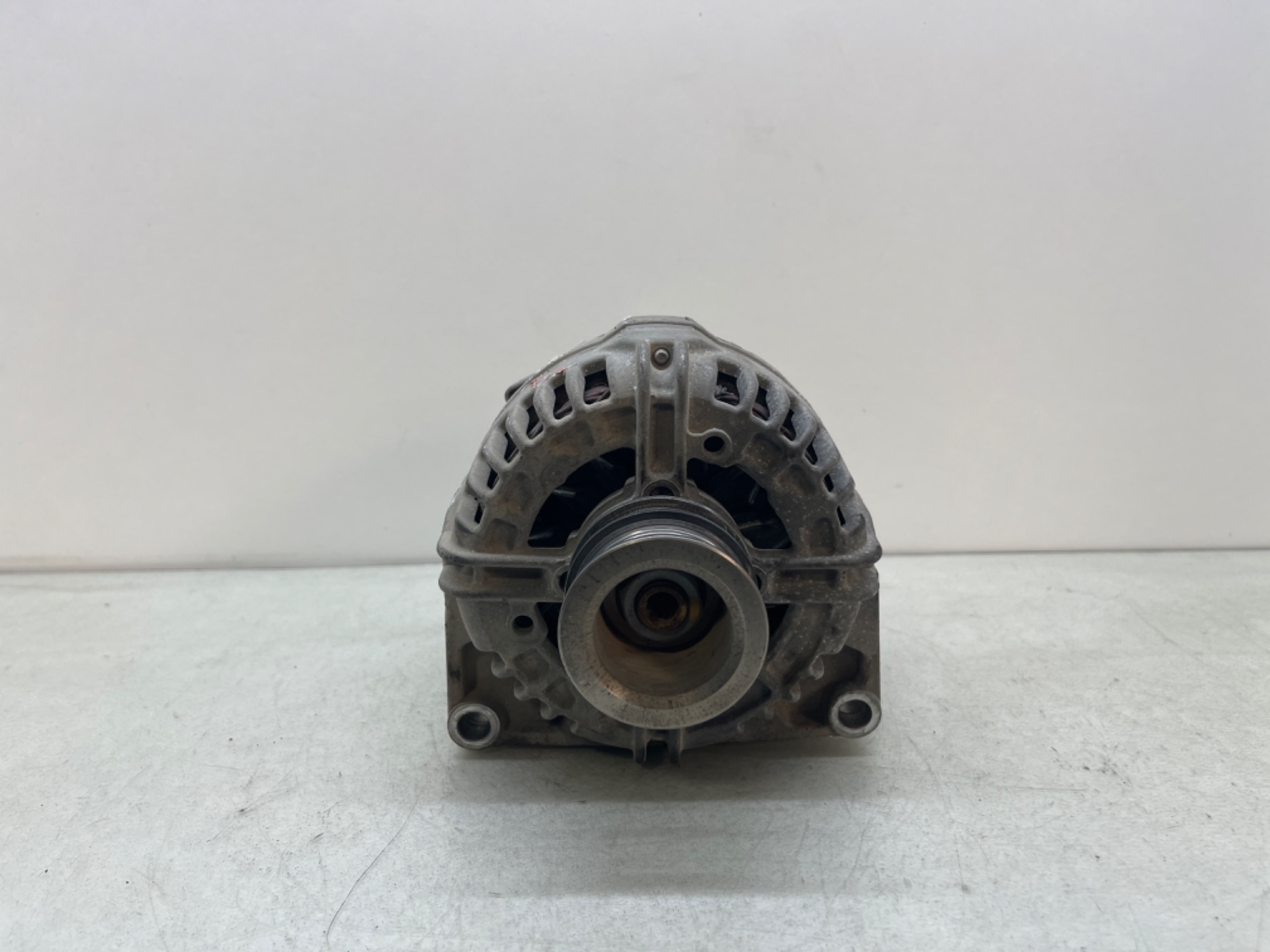 Alternador, foto 1 de 7