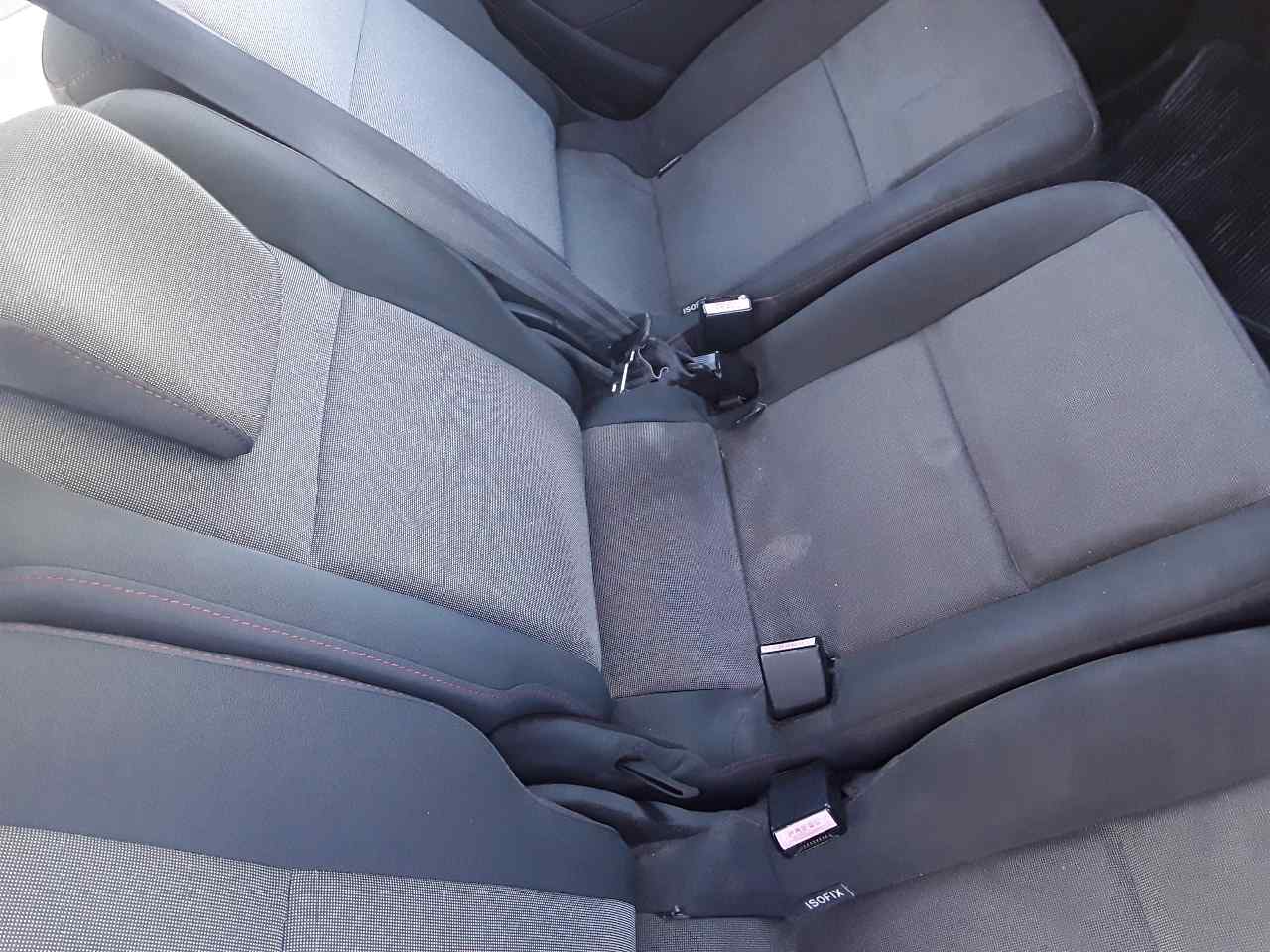 Asiento trasero medio