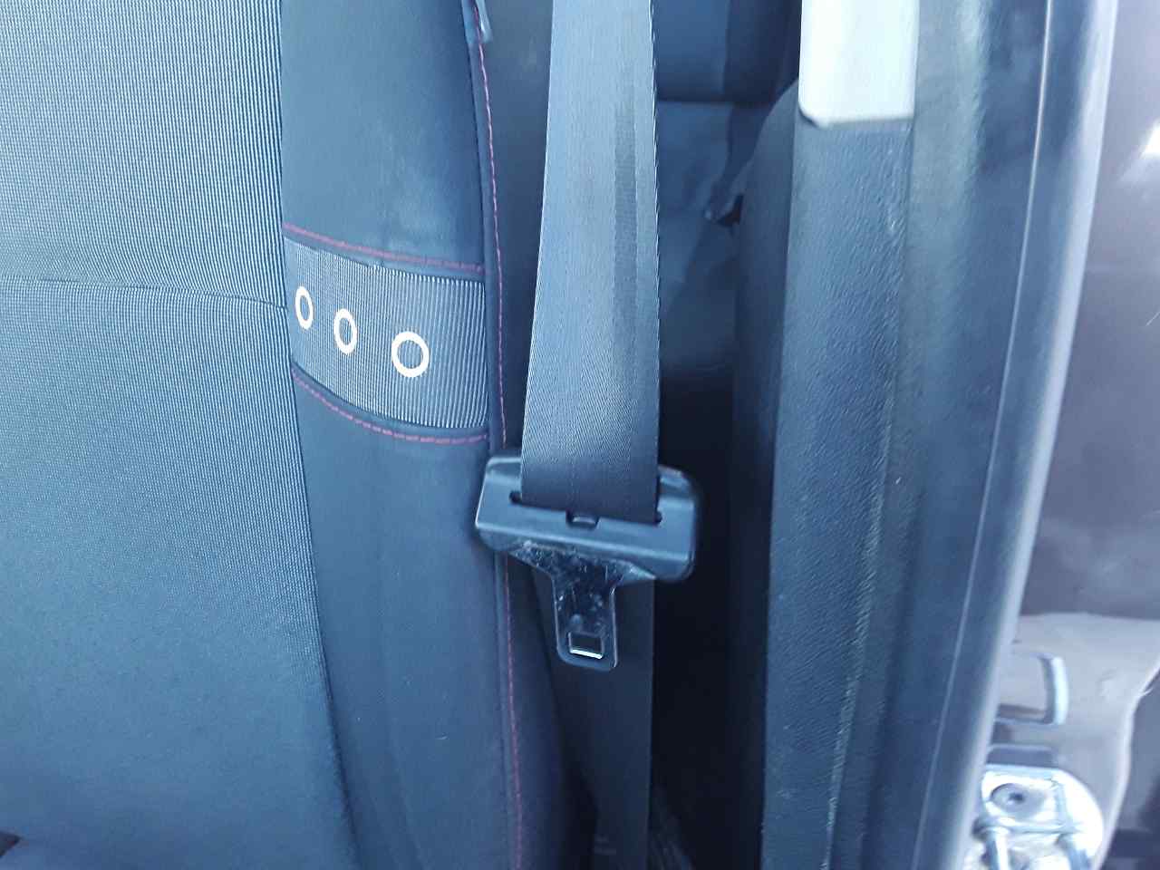 Cinturon seguridad delantero izquierdo