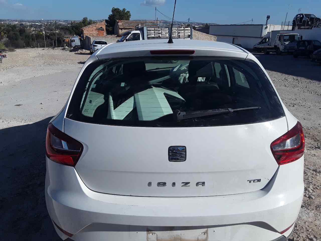 Porton trasero, foto 1 de 1