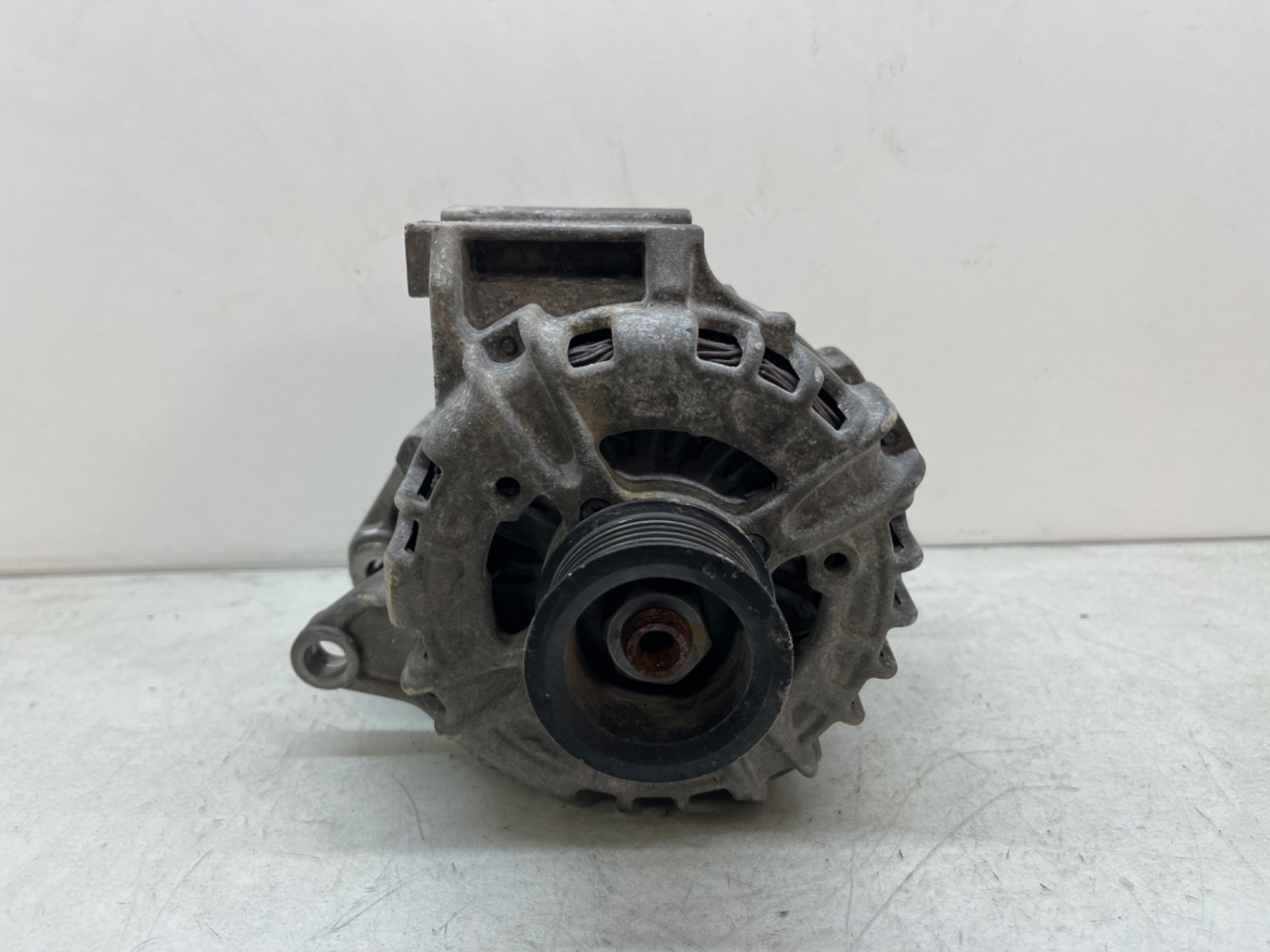 Alternador, foto 1 de 6