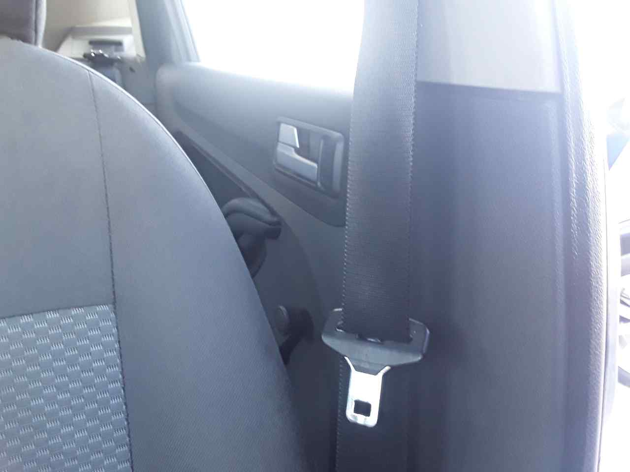 Cinturon seguridad delantero izquierdo