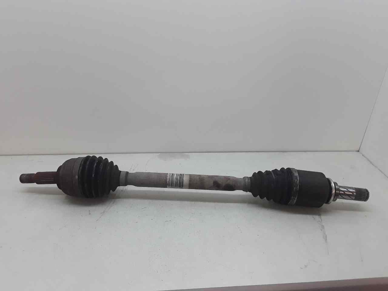 Front left drive shaft, photo 1 of 4