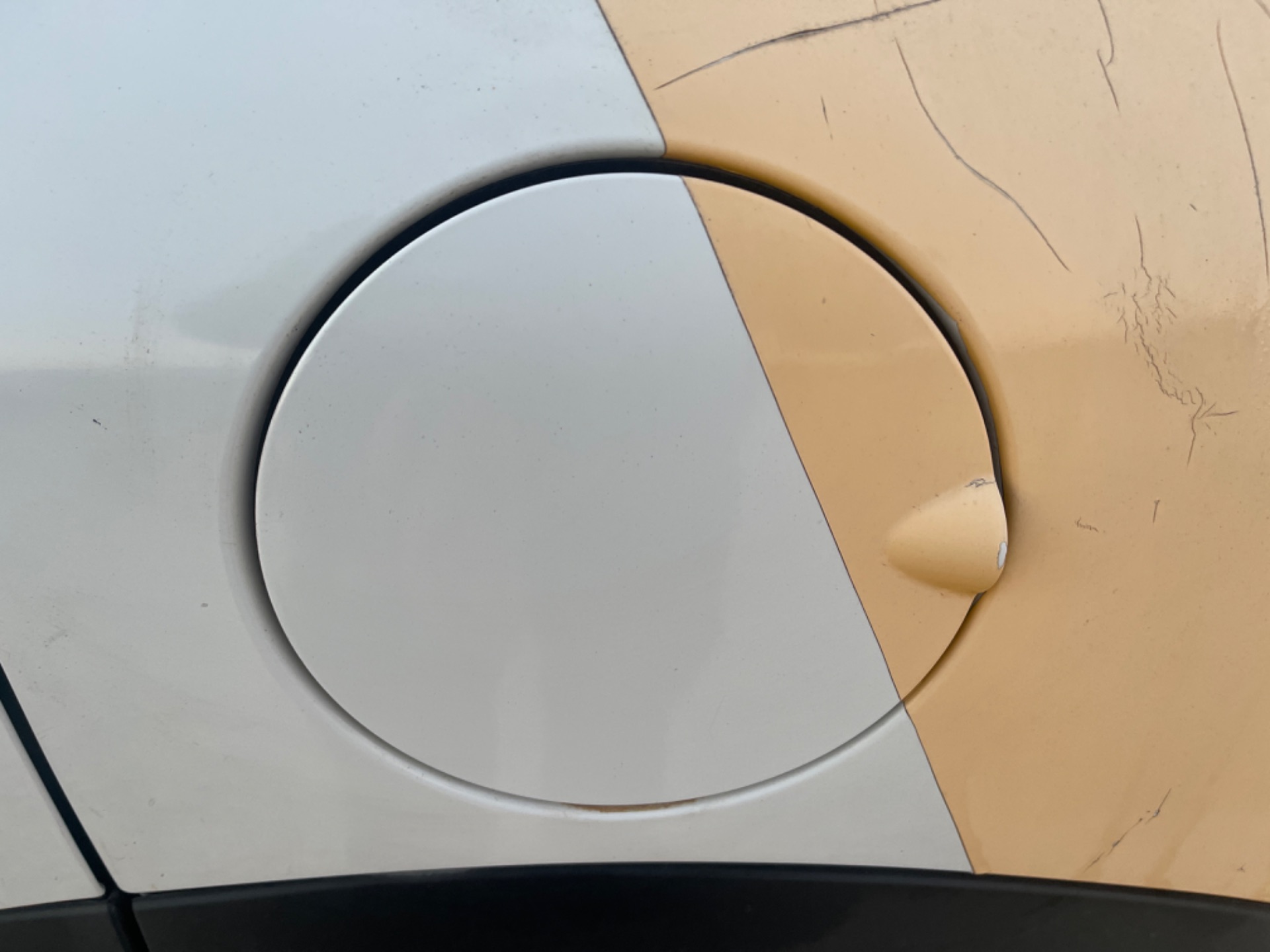 Tapa exterior combustible, foto 1 de 2