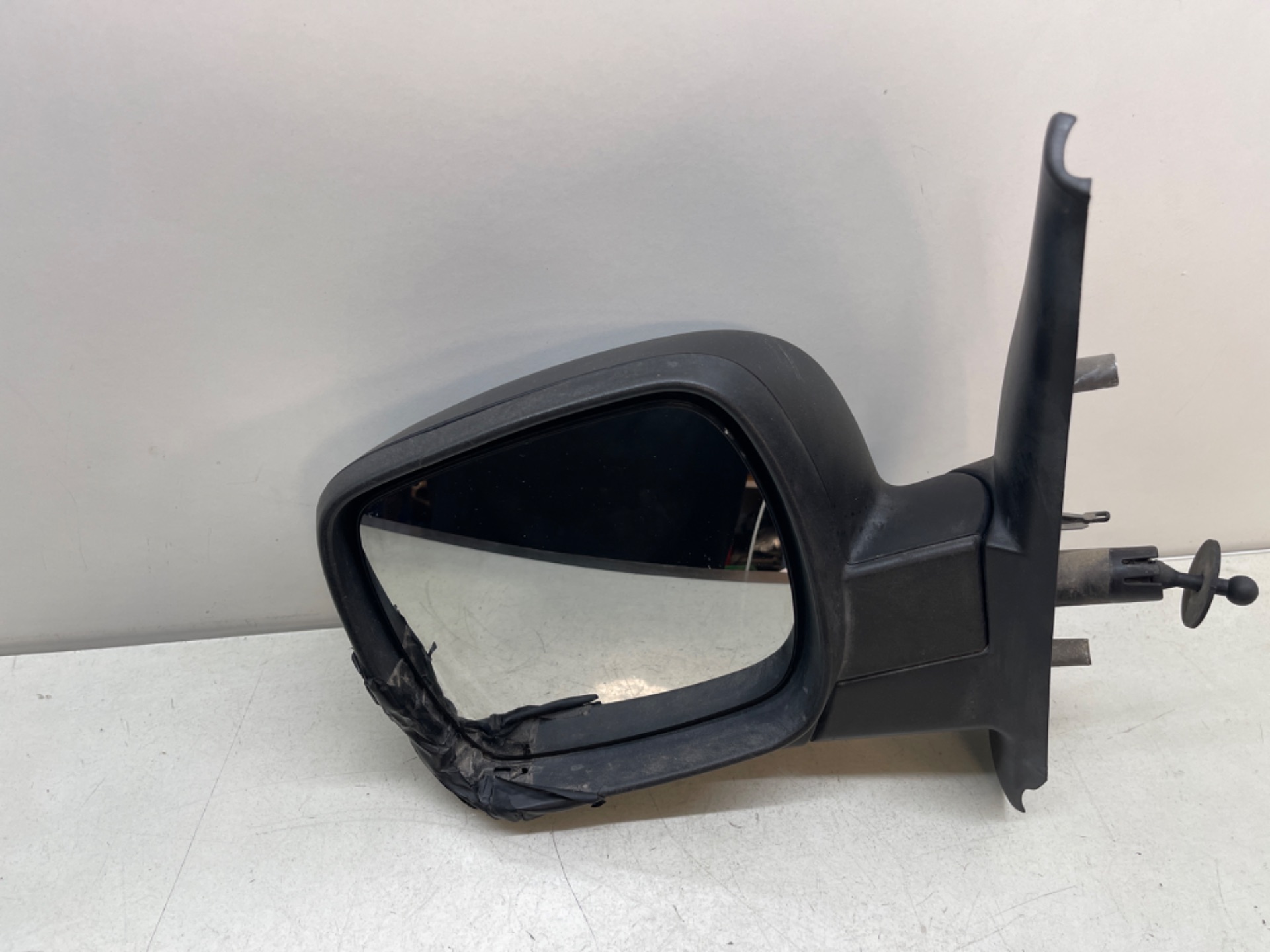 Cristal retrovisor izquierdo