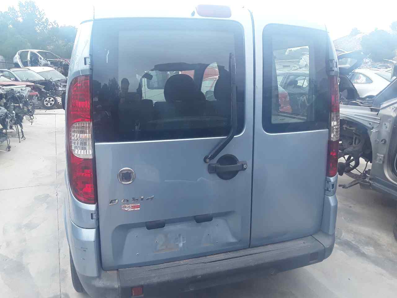Porton trasero izquierdo