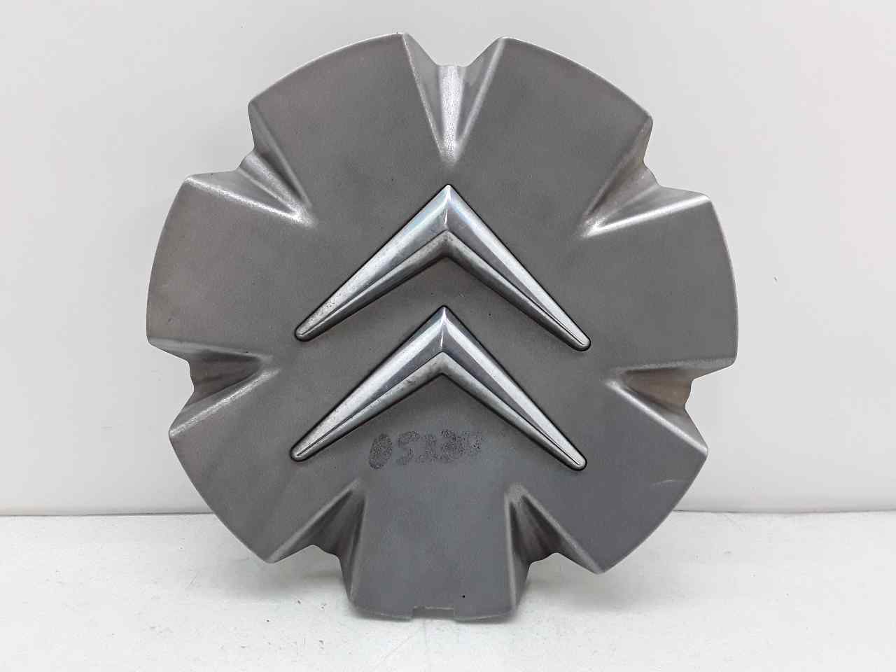 Embellecedor