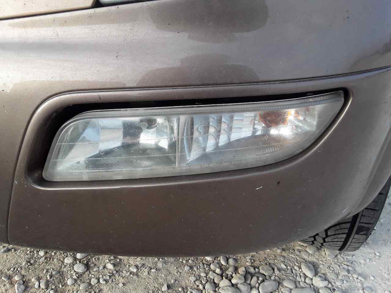Faro antiniebla izquierdo, foto 1 de 1