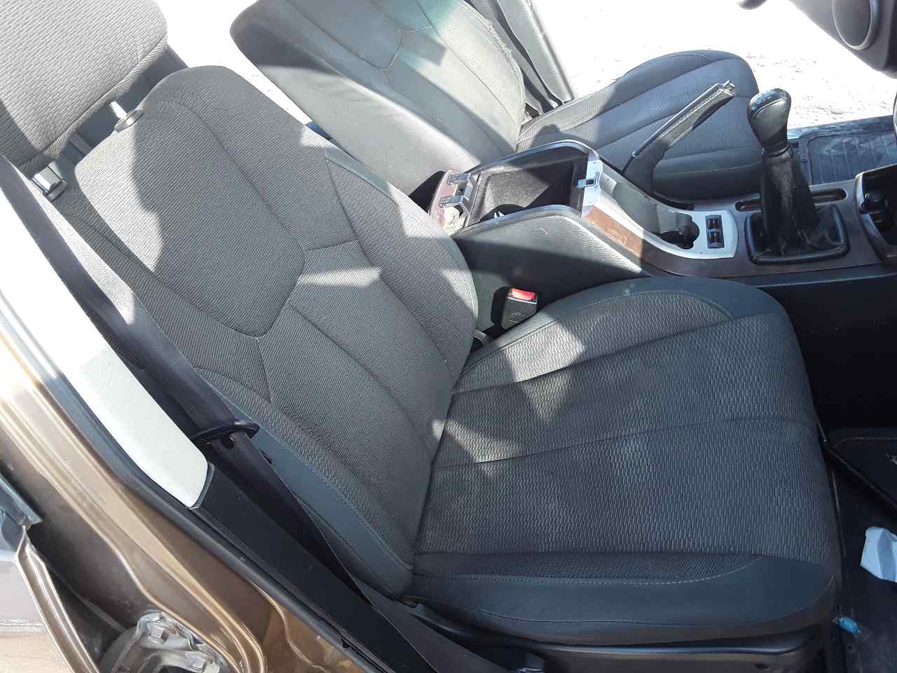 Asiento delantero derecho