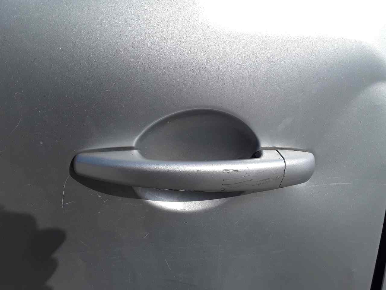 Maneta exterior lateral derecha