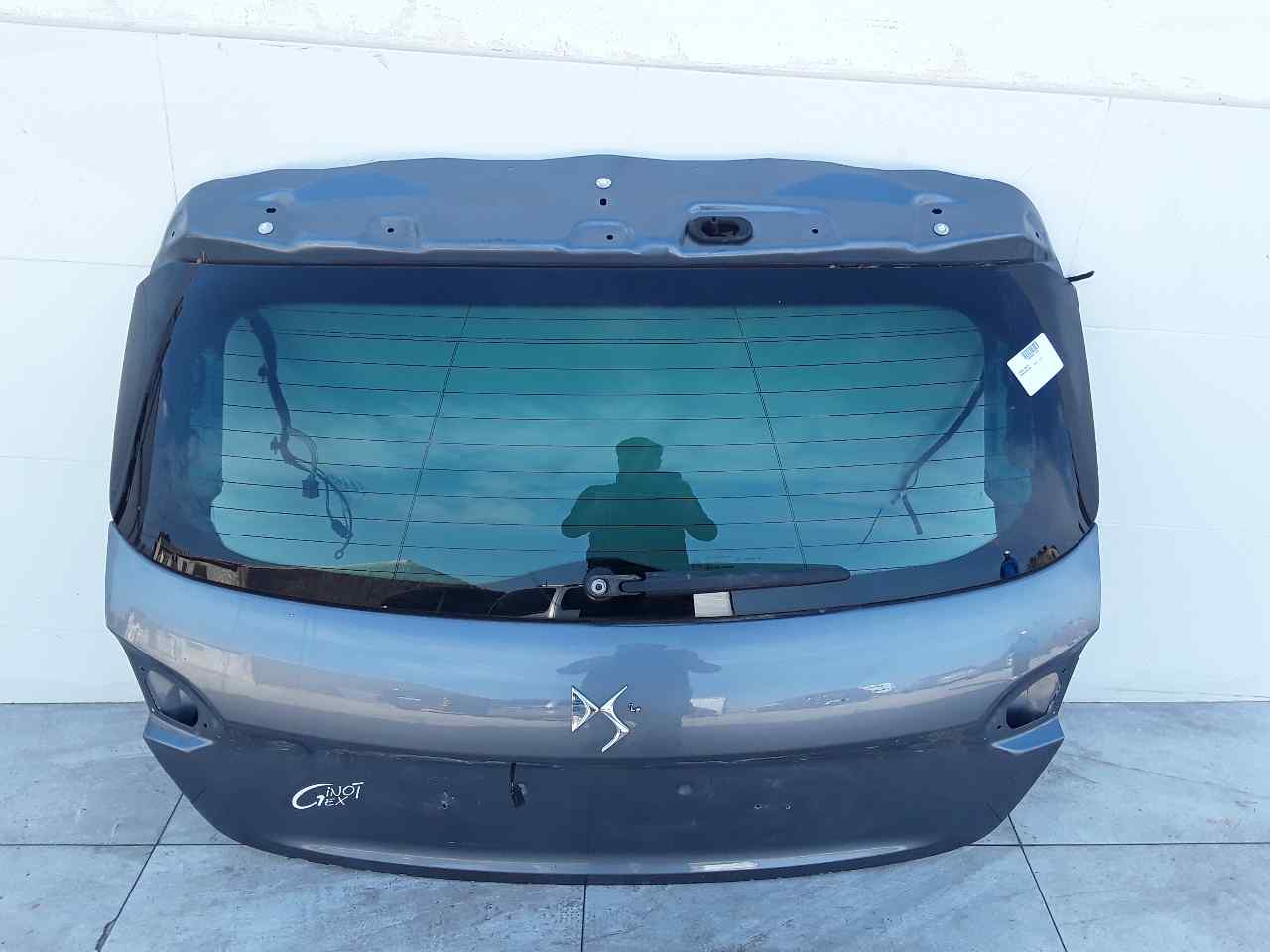 Porton trasero