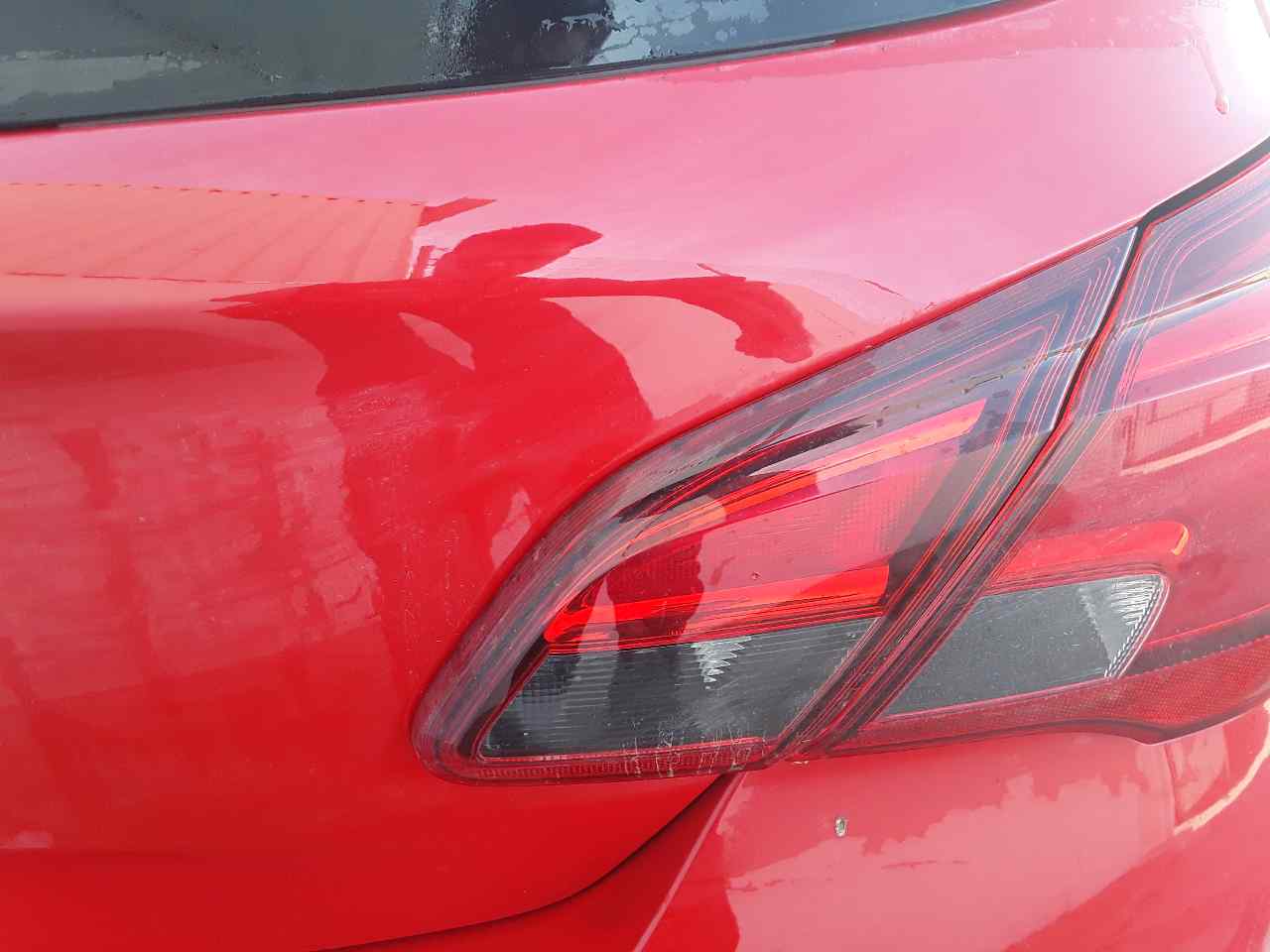 Piloto trasero derecho interior, foto 1 de 1