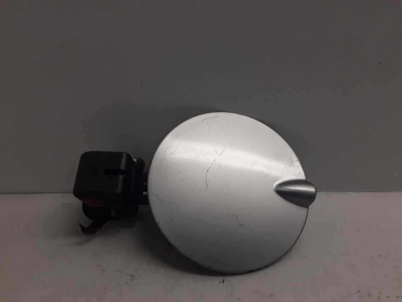 Tapa exterior combustible